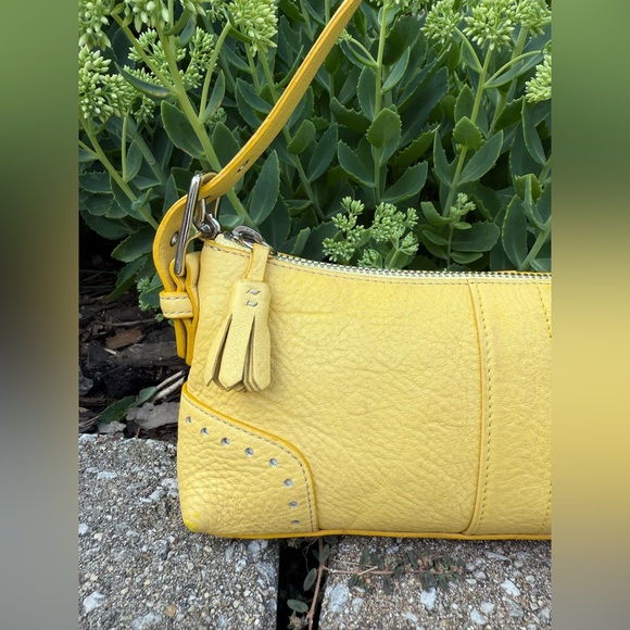 🚨‼️🚨SOLD ‼️🚨‼️Vintage Coach Baguette Bag Pastel Yellow - Picture 8 of 15